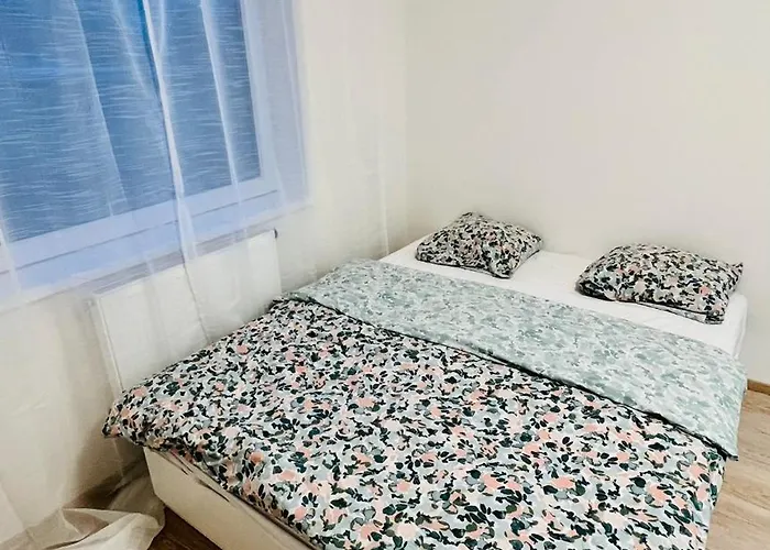 Studio Apartments Kubanske